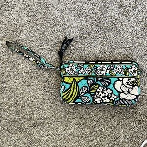 Vera Bradley wristlet wallet